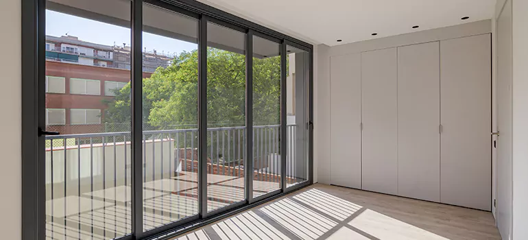 Aluminum Glazed Window Installation in Kendall West, FL