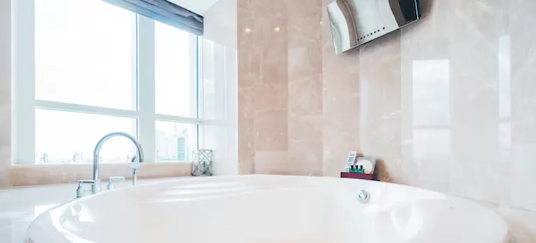 Bathroom Window Coverings in Kendall West, FL