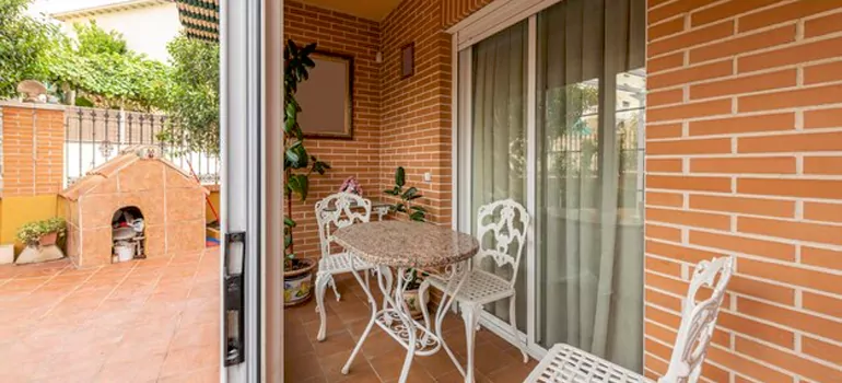 Adding Porch Enclosures To Your Home in Kendall West, FL