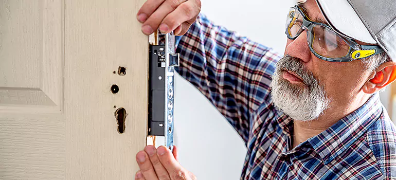 Exterior Door Handle Replacement in Kendall West, FL