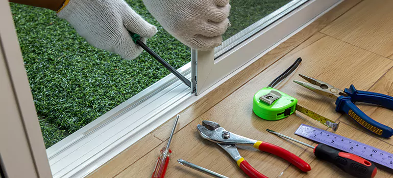 Window Hinge Repair in Kendall West, FL
